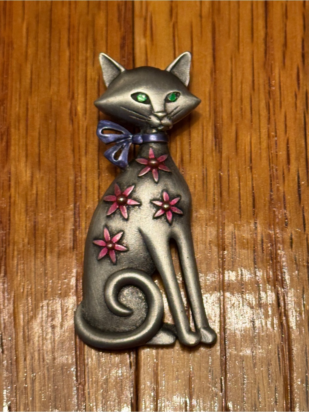 VTG JJ Jonette Jewelry Pewter Cat Brooch Pin Purple Bow Pink Flowers Green Eyes